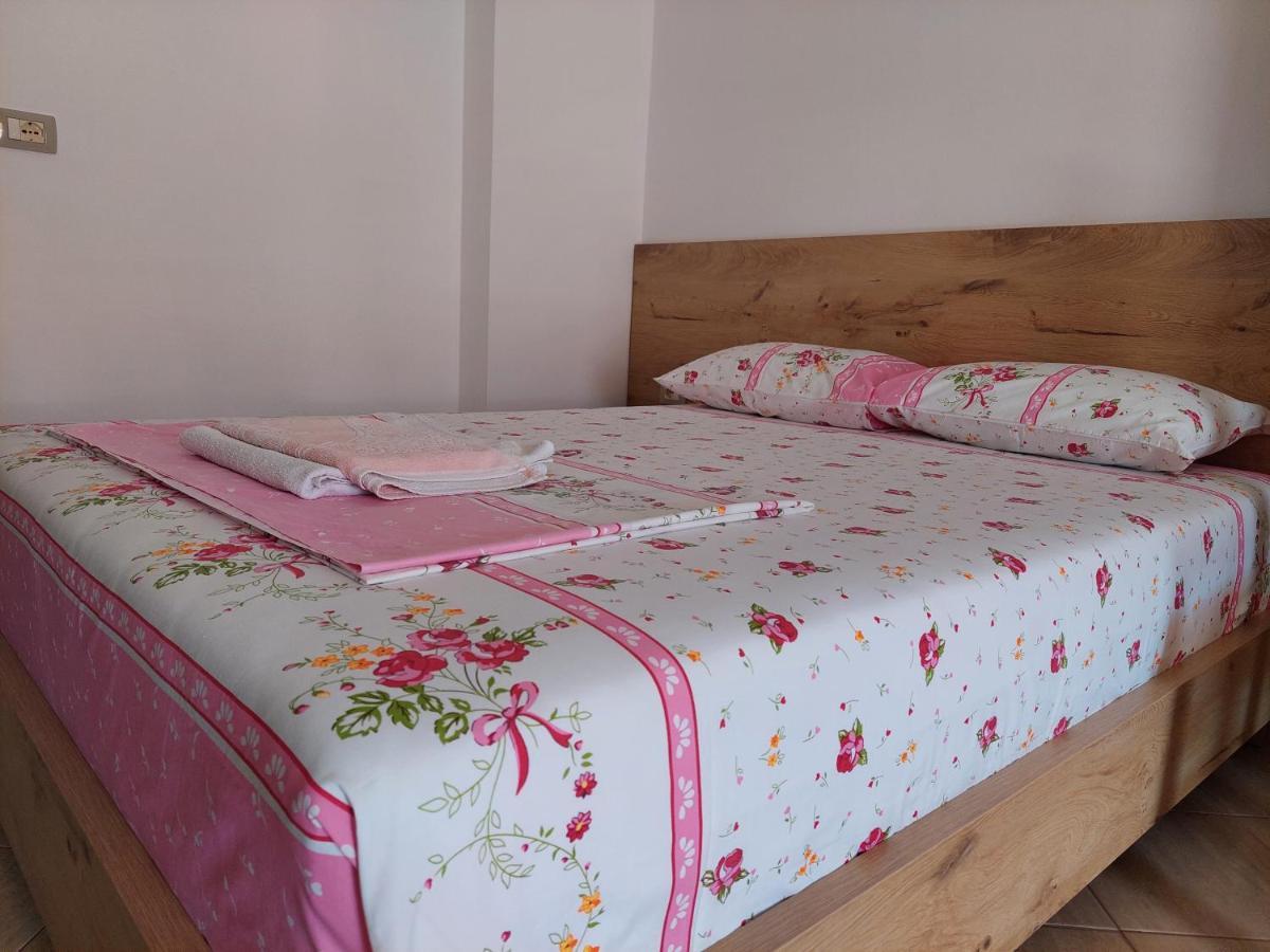 Villa Mihal Apartments 사밀 외부 사진