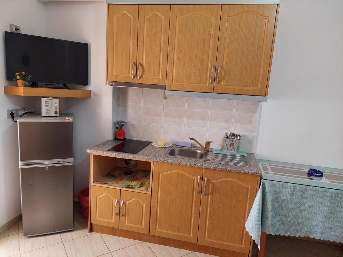 Villa Mihal Apartments 사밀 외부 사진