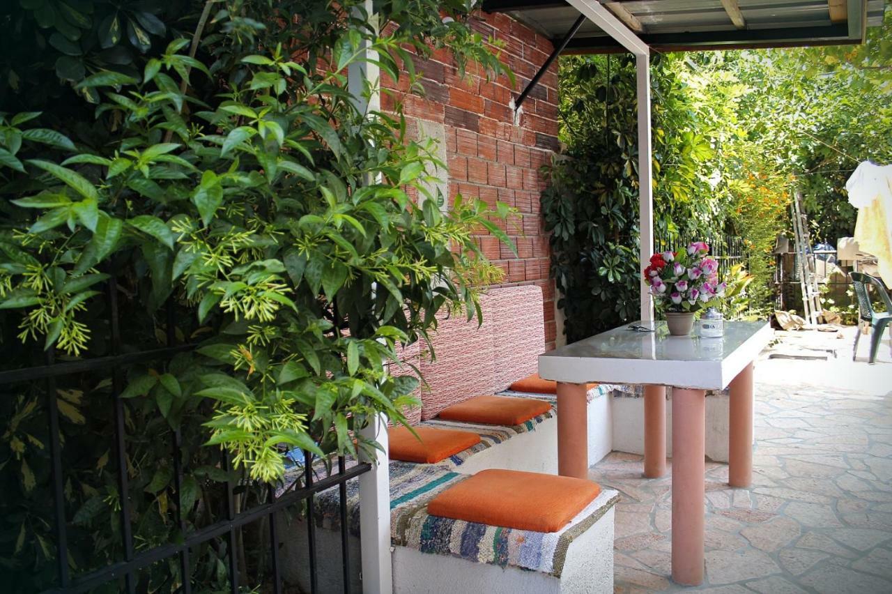 Villa Mihal Apartments 사밀 외부 사진